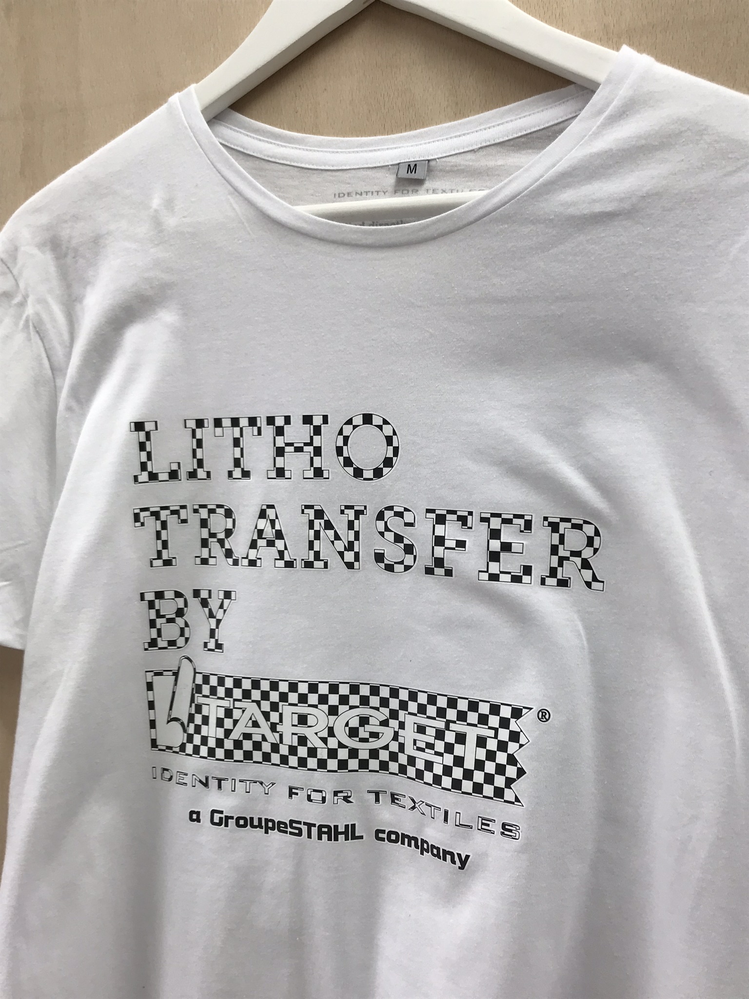 T Shirt Samples Uk Nils Stucki Kieferorthopade - how to get free t shirts on roblox 2019 nils stucki kieferorthopade